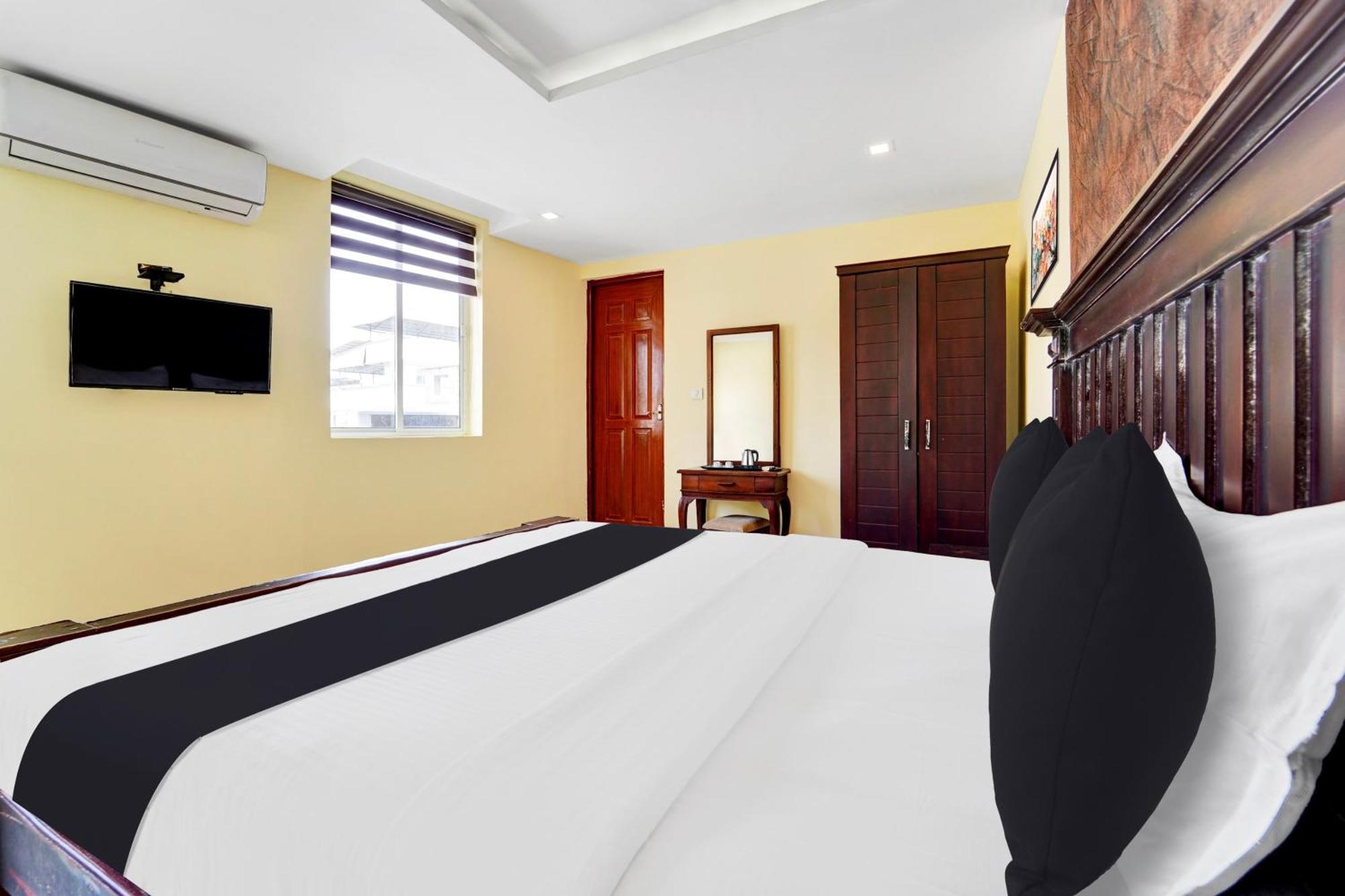 Отель Super Townhouse Ernakulam North Коччи Экстерьер фото